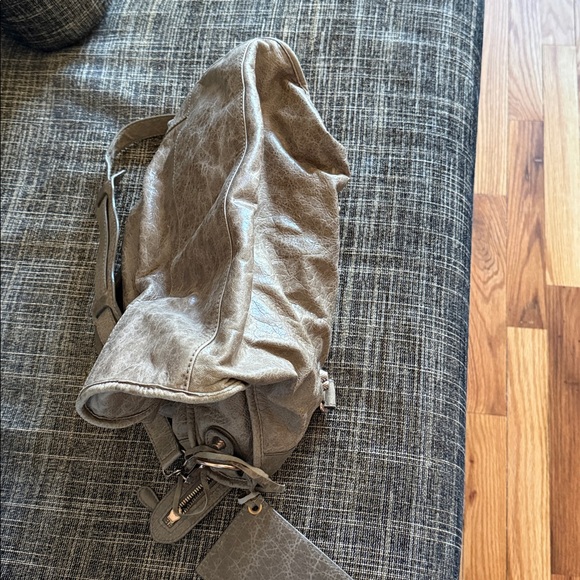 Balenciaga Motorcycle Bag - Picture 5 of 7